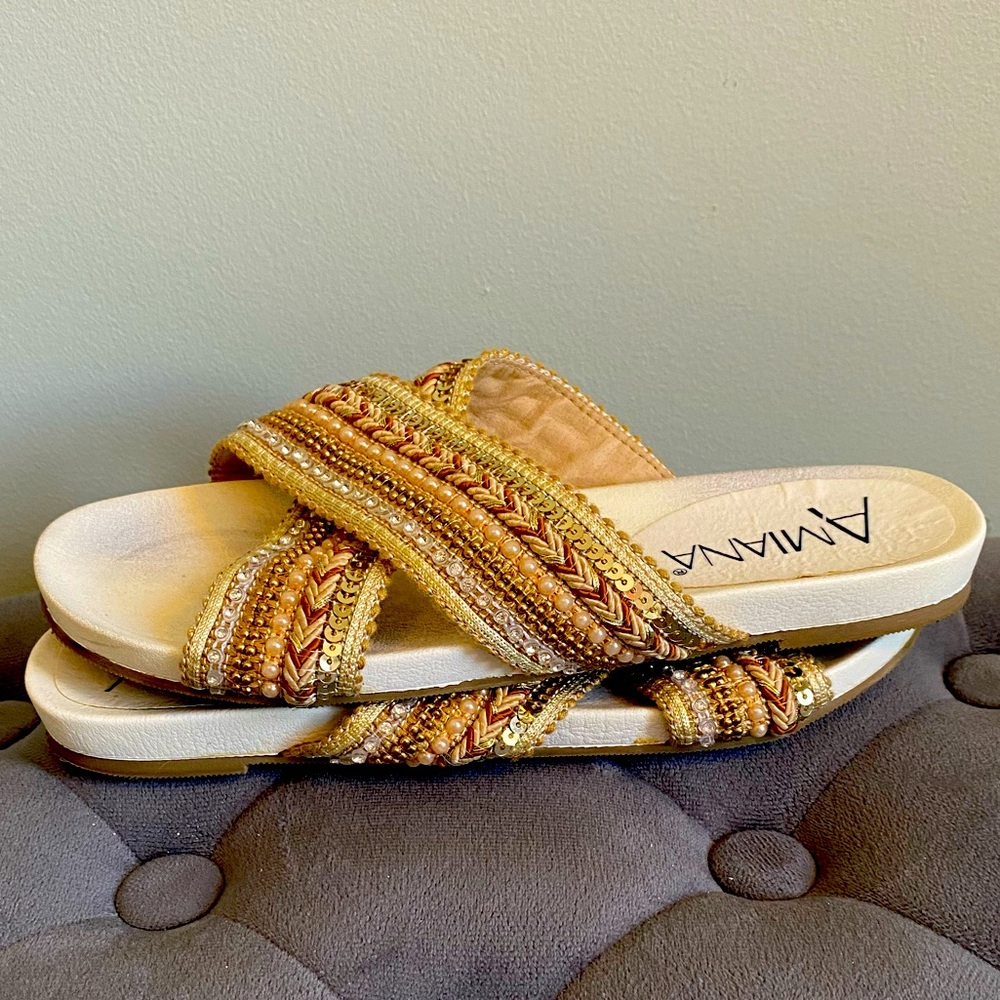 🏝Amiana Kids Sandal🏝 Size 35